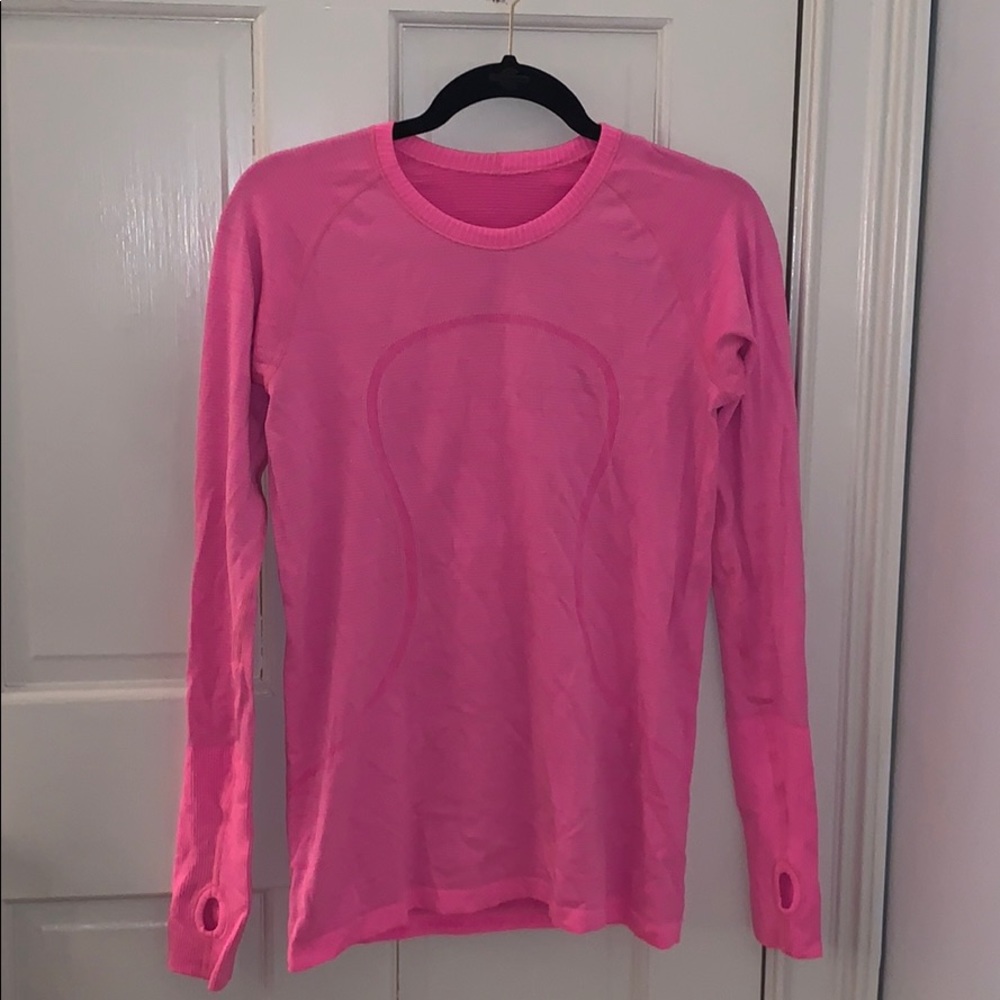 Long sleeve exercise top